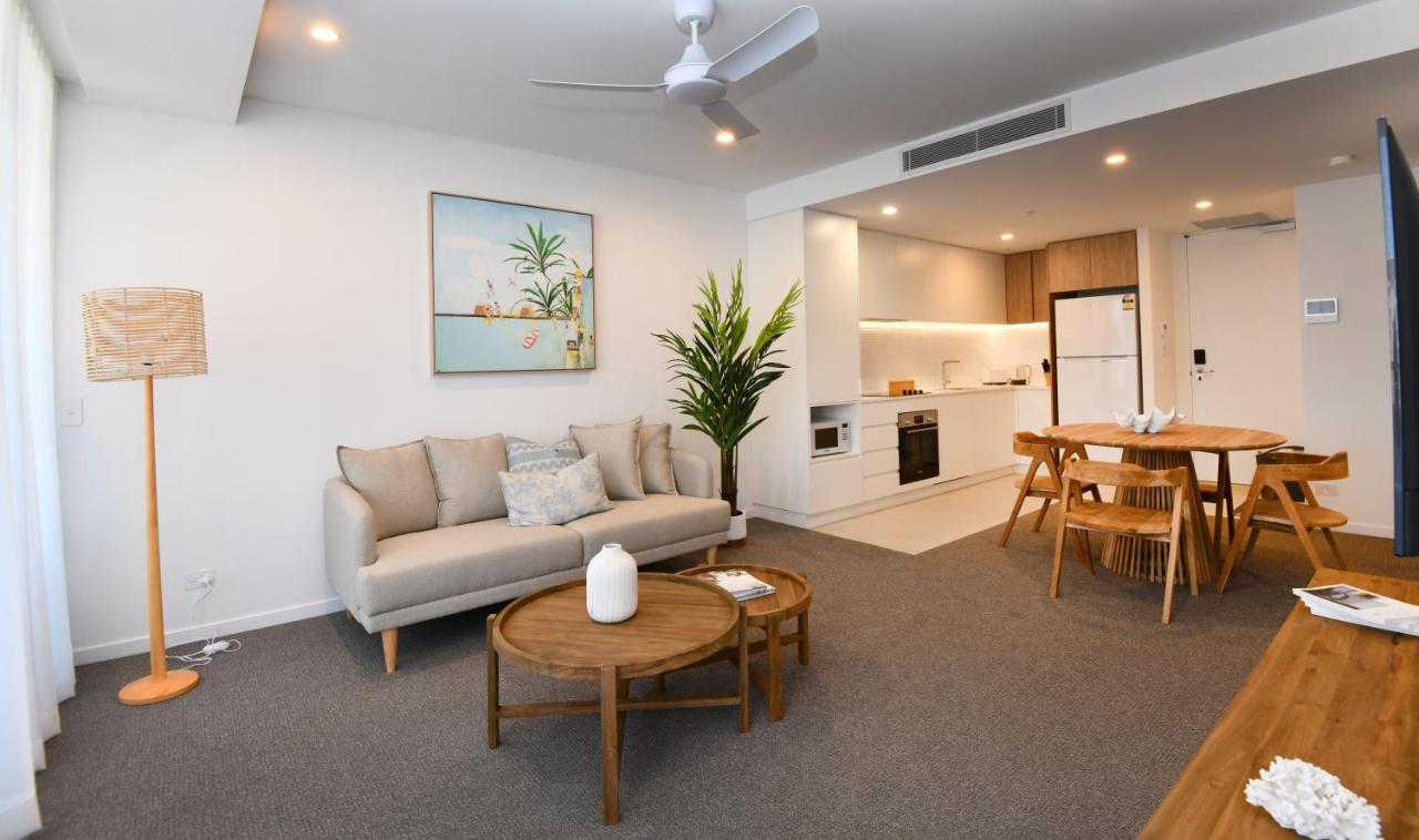 X Kirra Apartments Gold Coast Extérieur photo